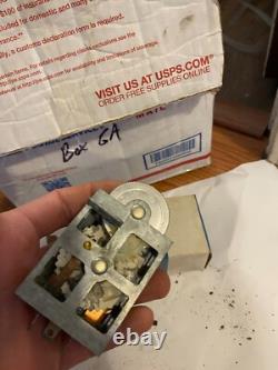 (1) One NOS Mopar 1969-1971 Plymouth Fury Chrysler Panel Lamp Dimmer CORROSION