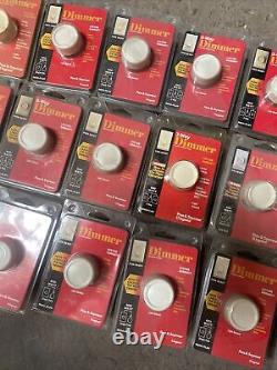 (C)(Mixed LOT OF 31) Pass & Seymour R600-PLAV 600W Lt Almond White Push Dimmer