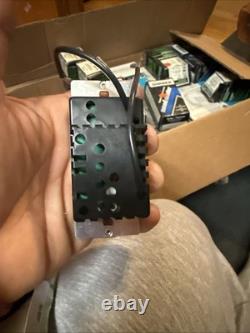 10 variateurs de diapositive incandescents Lightolier Sunrise Z600W BLANC Z600-W