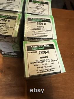 10 variateurs de diapositive incandescents Lightolier Sunrise Z600W BLANC Z600-W