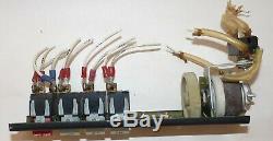 1970 Piper 28-140 Switch Panel, Dimmer, Carburant, Lumières, Batteries, Chaleur. Utilisé
