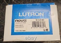 Boîte ouverte N-1500-WH Lutron Gradateur à glissière monopôle 120V 60Hz Plaque Nova Blanc