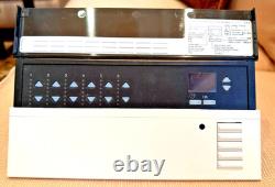 Contrôleur d'éclairage sans fil Lutron Grafik Eye QS 6 zones QSGRJ-6P-TWH