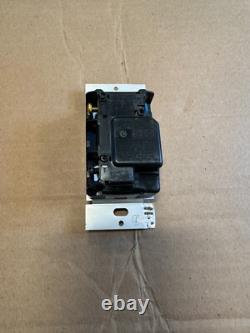 Ensemble avec (14) variateurs Lutron HRD-10D-WH