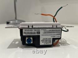 Interrupteur/dimmer de lumière Lutron Radio RA2 RRD-F6AN-DV boîte ouverte 120V blanc