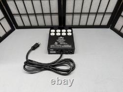 Leviton DDS 5600 Système de gradation numérique à 4 canaux 600 W pour éclairage de scène