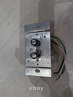 Lot de 10 interrupteurs à variateur d'intensité réguliers à bouton-poussoir vintage classiques d'occasion S90DM