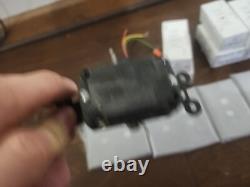 Lot de commutateurs à bouton poussoir à pression classique vintage HD12