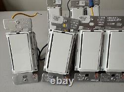 Lot de variateurs Lightolier Onset OS600 (5) et télécommandes OSR (3) Blancs