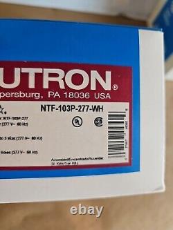 Lutron Nova NTF-103P-277-WH, variateur de lumière fluorescent à glissière 3 voies 6A, 277V blanc