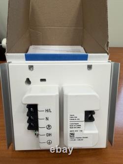 Module de puissance adaptatif à phase Lutron PHPM-PA-120-WH Blanc 16A 120V